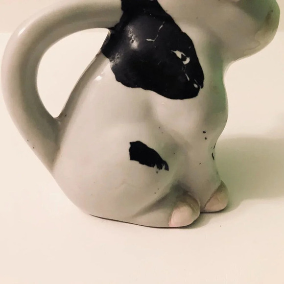 Vintage Ceramic Cow Creamer 4.5 Inch Tall Figurine - Picture 9 of 15